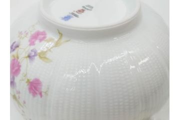 ビンテージ　フランス　LIMOGES　リモージュ　GIRAUD(ジロー)　淡い色彩で描かれた花のデザインが可愛らしいスープチューリン(花柄、フラワー、ヴィンテージ、ふかひれ皿、ポット、トンキ、蓋付き、磁器、洋食器)(R-078516)
