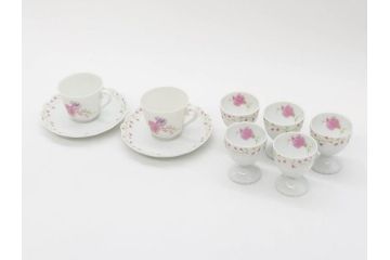 ビンテージ　フランス　LIMOGES　リモージュ　GIRAUD(ジロー)　淡い色彩で描かれた花のデザインが可愛らしいデミタスカップ&ソーサー2客・エッグカップ5客セット(ヴィンテージ、花柄、フラワー、磁器、プレート、洋食器)(R-078518)