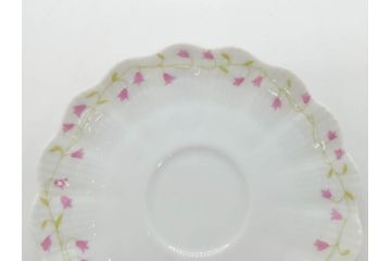 ビンテージ　フランス　LIMOGES　リモージュ　GIRAUD(ジロー)　淡い色彩で描かれた花のデザインが可愛らしいデミタスカップ&ソーサー2客・エッグカップ5客セット(ヴィンテージ、花柄、フラワー、磁器、プレート、洋食器)(R-078518)