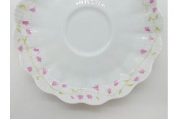 ビンテージ　フランス　LIMOGES　リモージュ　GIRAUD(ジロー)　淡い色彩で描かれた花のデザインが可愛らしいデミタスカップ&ソーサー2客・エッグカップ5客セット(ヴィンテージ、花柄、フラワー、磁器、プレート、洋食器)(R-078518)