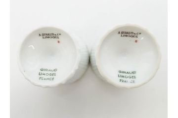 ビンテージ　フランス　LIMOGES　リモージュ　GIRAUD(ジロー)　淡い色彩で描かれた花のデザインが可愛らしいデミタスカップ&ソーサー2客・エッグカップ5客セット(ヴィンテージ、花柄、フラワー、磁器、プレート、洋食器)(R-078518)