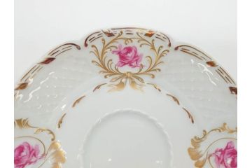 フランス　LIMOGES(リモージュ)　Georges Boyer(ジョルジュ ボワイエ)　気品漂うティーカップ&ソーサー4客セット(バラ、薔薇、ローズ、C&S、磁器、金彩、洋食器)(R-078520)
