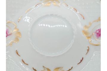 フランス　LIMOGES(リモージュ)　Georges Boyer(ジョルジュ ボワイエ)　気品漂うティーカップ&ソーサー4客セット(バラ、薔薇、ローズ、C&S、磁器、金彩、洋食器)(R-078520)