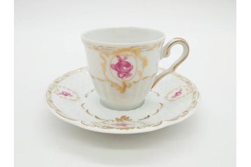 フランス　LIMOGES(リモージュ)　Georges Boyer(ジョルジュ ボワイエ)　気品漂うコーヒーカップ&ソーサー4客セット(C&S、バラ、薔薇、ローズ、磁器、金彩、洋食器)(R-078522)