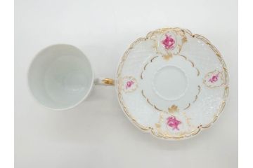 フランス　LIMOGES(リモージュ)　Georges Boyer(ジョルジュ ボワイエ)　気品漂うコーヒーカップ&ソーサー4客セット(C&S、バラ、薔薇、ローズ、磁器、金彩、洋食器)(R-078522)