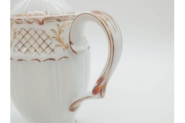 フランス　LIMOGES(リモージュ)　Georges Boyer(ジョルジュ ボワイエ)　バラの絵付けが上品なティーポット(薔薇、ローズ、磁器、金彩、洋食器)(R-078523)