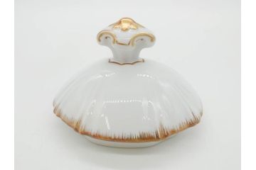 フランス　LIMOGES(リモージュ)　Georges Boyer(ジョルジュ ボワイエ)　バラの絵付けが上品なティーポット(薔薇、ローズ、磁器、金彩、洋食器)(R-078523)