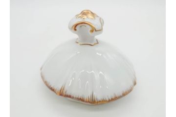 フランス　LIMOGES(リモージュ)　Georges Boyer(ジョルジュ ボワイエ)　バラの絵付けが上品なティーポット(薔薇、ローズ、磁器、金彩、洋食器)(R-078523)