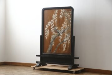 和製アンティーク　日本画　伊藤王作　木製　和の空間づくりにおすすめな桜が大胆に描かれた衝立(つい立て、衝い立て、パーテーション、仕切り)(R-078576)