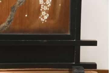 和製アンティーク　日本画　伊藤王作　木製　和の空間づくりにおすすめな桜が大胆に描かれた衝立(つい立て、衝い立て、パーテーション、仕切り)(R-078576)