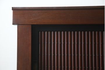 和製アンティーク　特大　八尺　前面欅(ケヤキ)材　漆塗り　凛とした佇まいが目を惹く近江水屋箪笥サイドボード(収納棚、戸棚、食器棚、キャビネット)(R-078578)