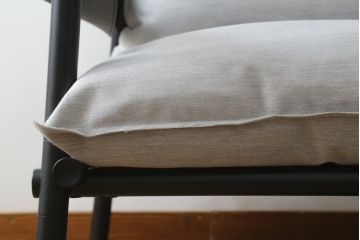 中古　アスプルンド(ASPLUND)取り扱い　emu(エミュー)　TERRAMARE(テラマーレ)　1P SOFA　シックでスタイリッシュなデザインが目を惹く1人掛けソファ(一人掛け、アームチェア、椅子、イス)(R-078580)