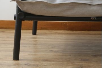 中古　アスプルンド(ASPLUND)取り扱い　emu(エミュー)　TERRAMARE(テラマーレ)　1P SOFA　シックでスタイリッシュなデザインが目を惹く1人掛けソファ(一人掛け、アームチェア、椅子、イス)(R-078580)