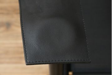 中古　アスプルンド(ASPLUND)取り扱い　emu(エミュー)　TERRAMARE(テラマーレ)　1P SOFA　シックでスタイリッシュなデザインが目を惹く1人掛けソファ(一人掛け、アームチェア、椅子、イス)(R-078580)