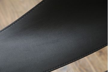 中古　アスプルンド(ASPLUND)取り扱い　emu(エミュー)　TERRAMARE(テラマーレ)　1P SOFA　シックでスタイリッシュなデザインが目を惹く1人掛けソファ(一人掛け、アームチェア、椅子、イス)(R-078580)