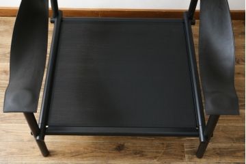 中古　アスプルンド(ASPLUND)取り扱い　emu(エミュー)　TERRAMARE(テラマーレ)　1P SOFA　シックでスタイリッシュなデザインが目を惹く1人掛けソファ(一人掛け、アームチェア、椅子、イス)(R-078580)