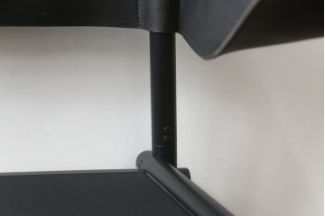 中古　アスプルンド(ASPLUND)取り扱い　emu(エミュー)　TERRAMARE(テラマーレ)　1P SOFA　シックでスタイリッシュなデザインが目を惹く1人掛けソファ(一人掛け、アームチェア、椅子、イス)(R-078580)