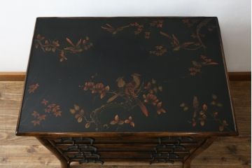 中古　美品!!　THEODORE ALEXANDER(セオドア・アレキサンダー)　シノワズリ様式　優雅な装飾が美しいチェスト(サイドチェスト、引き出し、英国)(R-078615)