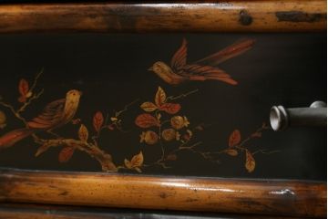 中古　美品!!　THEODORE ALEXANDER(セオドア・アレキサンダー)　シノワズリ様式　優雅な装飾が美しいチェスト(サイドチェスト、引き出し、英国)(R-078616)