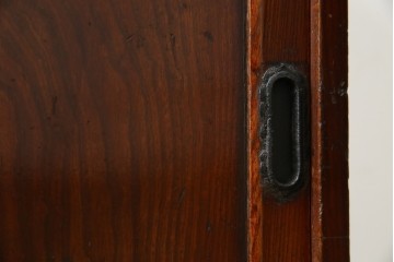 和製アンティーク　前面(欅材)　深みのある色合いが魅力的な米沢帳場箪笥　(R-078617)