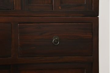 中古　美品　和の空間作りにおすすめの両面使いできる4分割階段箪笥(和箪笥、和タンス、収納箪笥)(R-078618)