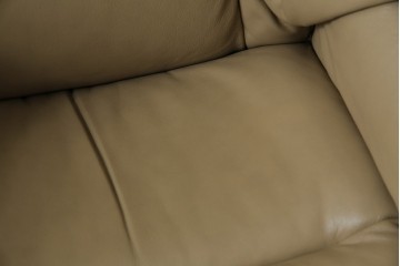 中古　EKORNES(エコーネス)　本革　オットマン付き　ロングセラー!!一番人気のストレスレス レノ クラシック(S)(レザー、アームチェア、リクライニングチェア、椅子、一人掛けソファ、1Pソファ)(定価約40万円)(R-078619)