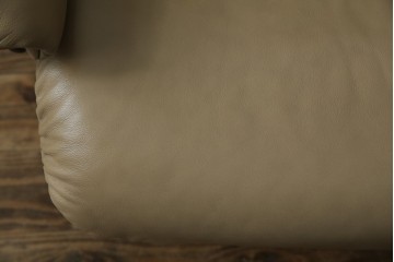 中古　EKORNES(エコーネス)　本革　オットマン付き　ロングセラー!!一番人気のストレスレス レノ クラシック(S)(レザー、アームチェア、リクライニングチェア、椅子、一人掛けソファ、1Pソファ)(定価約40万円)(R-078619)