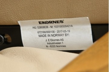 中古　EKORNES(エコーネス)　本革　オットマン付き　ロングセラー!!一番人気のストレスレス レノ クラシック(S)(レザー、アームチェア、リクライニングチェア、椅子、一人掛けソファ、1Pソファ)(定価約40万円)(R-078619)