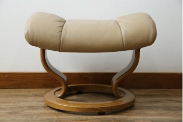 中古　EKORNES(エコーネス)　本革　オットマン付き　ロングセラー!!一番人気のストレスレス レノ クラシック(S)(レザー、アームチェア、リクライニングチェア、椅子、一人掛けソファ、1Pソファ)(定価約40万円)(R-078619)