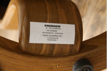 中古　EKORNES(エコーネス)　本革　オットマン付き　ロングセラー!!一番人気のストレスレス レノ クラシック(S)(レザー、アームチェア、リクライニングチェア、椅子、一人掛けソファ、1Pソファ)(定価約40万円)(R-078619)