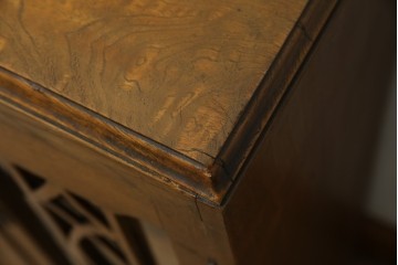 和製アンティーク　栓材　扉のデザインがお洒落な本箱　(R-078621)