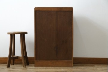 和製アンティーク　栓材　扉のデザインがお洒落な本箱　(R-078621)