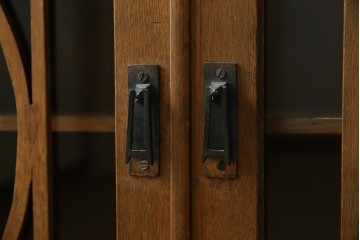 和製アンティーク　栓材　扉のデザインがお洒落な本箱　(R-078621)