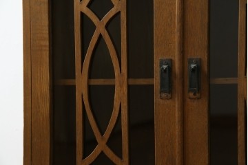 和製アンティーク　栓材　扉のデザインがお洒落な本箱　(R-078621)