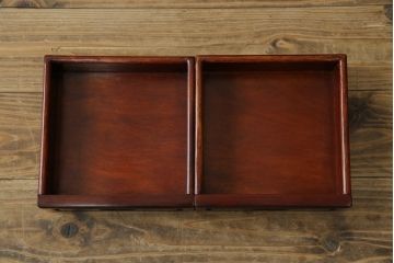 和製ビンテージ　花梨(カリン)材　螺鈿(ラデン)　象嵌入り　上品な佇まいで和の雰囲気を引き立てる小振りな茶棚(収納棚、戸棚、違い棚、ヴィンテージ)(R-078622)