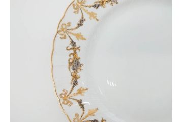フランス　BERNARDAUD(ベルナルド)　LIMOGES(リモージュ)　マリー・テレーズ　細かな花のガーランドが装飾された優雅なプレート3枚セット(MARIE THERESE、リボン、花、フラワー、金彩、大皿、磁器、洋食器)(R-078636)