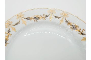 フランス　BERNARDAUD(ベルナルド)　LIMOGES(リモージュ)　マリー・テレーズ　細かな花のガーランドが装飾された優雅なプレート3枚セット(MARIE THERESE、リボン、花、フラワー、金彩、大皿、磁器、洋食器)(R-078636)