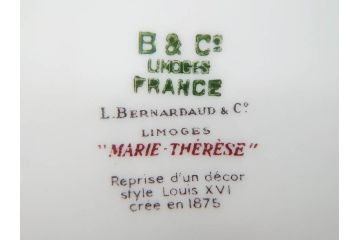 フランス　BERNARDAUD(ベルナルド)　LIMOGES(リモージュ)　マリー・テレーズ　細かな花のガーランドが装飾された優雅なプレート3枚セット(MARIE THERESE、リボン、花、フラワー、金彩、中皿、大皿、磁器、洋食器)(R-078637)