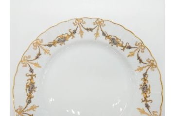 フランス　BERNARDAUD(ベルナルド)　LIMOGES(リモージュ)　マリー・テレーズ　細かな花のガーランドが装飾された優雅なプレート3枚セット(MARIE THERESE、リボン、花、フラワー、金彩、中皿、大皿、磁器、洋食器)(R-078637)