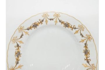 フランス　BERNARDAUD(ベルナルド)　LIMOGES(リモージュ)　マリー・テレーズ　細かな花のガーランドが装飾された優雅なプレート3枚セット(MARIE THERESE、リボン、花、フラワー、金彩、中皿、大皿、磁器、洋食器)(R-078637)