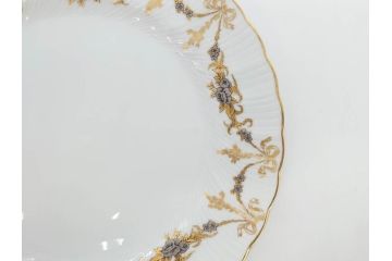 フランス　BERNARDAUD(ベルナルド)　LIMOGES(リモージュ)　マリー・テレーズ　細かな花のガーランドが装飾された優雅なプレート4枚セット(MARIE THERESE、リボン、花、フラワー、金彩、中皿、磁器、洋食器)(R-078638)