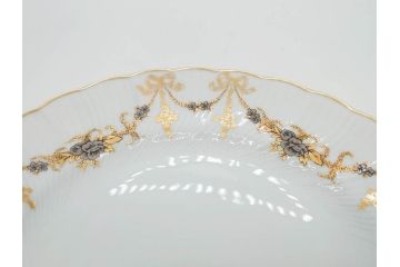 フランス　BERNARDAUD(ベルナルド)　LIMOGES(リモージュ)　マリー・テレーズ　細かな花のガーランドが装飾された優雅なプレート4枚セット(MARIE THERESE、リボン、花、フラワー、金彩、中皿、磁器、洋食器)(R-078638)