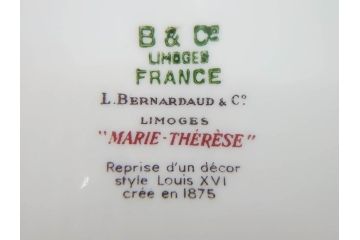 フランス　BERNARDAUD(ベルナルド)　LIMOGES(リモージュ)　マリー・テレーズ　細かな花のガーランドが装飾された優雅なプレート4枚セット(MARIE THERESE、リボン、花、フラワー、金彩、中皿、磁器、洋食器)(R-078638)