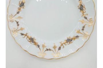 フランス　BERNARDAUD(ベルナルド)　LIMOGES(リモージュ)　マリー・テレーズ　細かな花のガーランドが装飾された優雅なプレート4枚セット(MARIE THERESE、リボン、花、フラワー、金彩、中皿、磁器、洋食器)(R-078638)