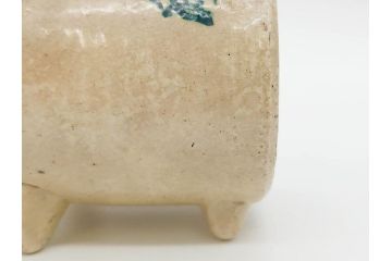 大正八年　平和記念　在銘作家物　コロンとしたフォルムに愛嬌を感じる蚊とり豚(蚊取豚、蚊遣り器、蚊取り器、ブタ、陶器、蚊取り線香入れ)(R-078640)