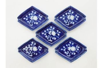 江戸〜明治期　古伊万里　雛道具　繊細に絵付けされたミニチュア和食器15点セット(染付、和食器、和皿、豆皿、変形皿、磁器、ひな祭り、ままごと、湯呑)(R-078641)