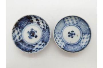 江戸〜明治期　古伊万里　雛道具　繊細に絵付けされたミニチュア和食器15点セット(染付、和食器、和皿、豆皿、変形皿、磁器、ひな祭り、ままごと、湯呑)(R-078641)