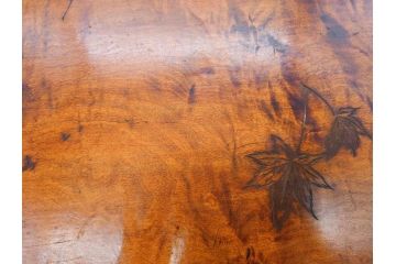 ビンテージ　大正〜昭和初期　彫刻　栃の木(トチノキ)　紅葉のワンポイントが魅力的な角盆(もみじ、ヴィンテージ、トレイ、トレー、お盆)(R-078644)