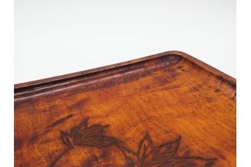ビンテージ　大正〜昭和初期　彫刻　栃の木(トチノキ)　紅葉のワンポイントが魅力的な角盆(もみじ、ヴィンテージ、トレイ、トレー、お盆)(R-078644)
