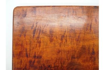 ビンテージ　大正〜昭和初期　彫刻　栃の木(トチノキ)　紅葉のワンポイントが魅力的な角盆(もみじ、ヴィンテージ、トレイ、トレー、お盆)(R-078644)